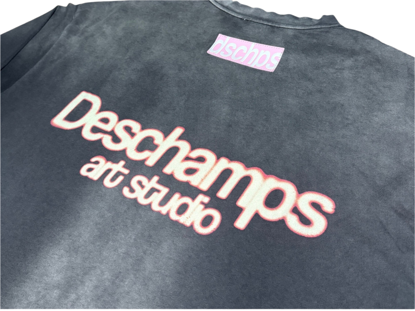 long sleeve washed tee.